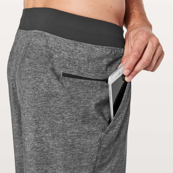 Lululemon T.H.E. Short Linerless 11" Heathered Texture Printed Greyt Deep Coal L - Picture 5 of 9